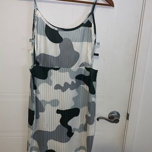 NWOT Sexy open dress perfect for party or clubbing (large ) (2 for $20)